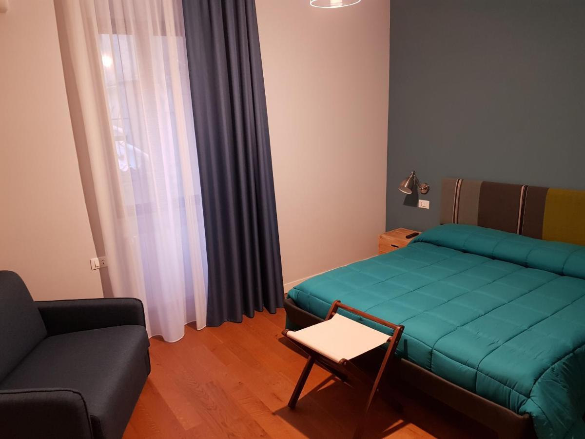 Camera Deluxe (2 Adulti + 1 Bambino)